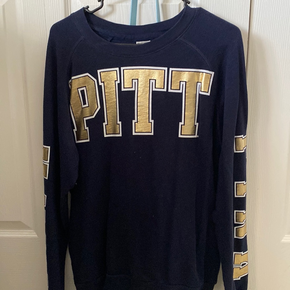 VS PINK Pitt Long Sleeve T Shirt